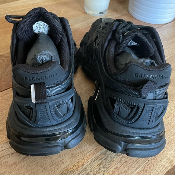 S.O.L.D. Balenciaga Track2 Sneakers. Men’s size 7 40E. - Picture 7 of 12